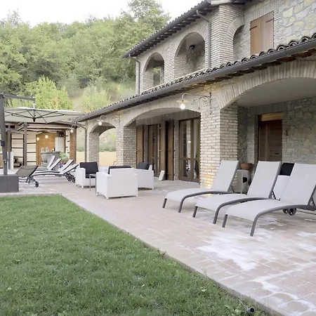 Querce Sleeps 8 Pool Wifi Villa *